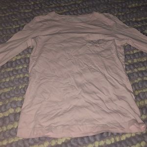long sleeve Vineyard Vines shirt !! 👚🐳